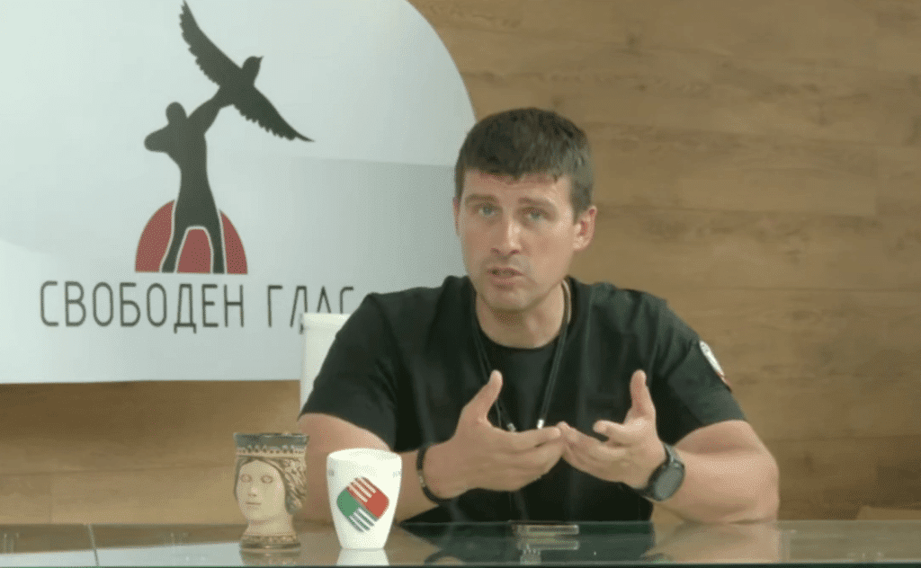 Ивелин Михайлов: „Величие“ не се цепи, тя е като влак – едни се качват, други слизат, но продължава