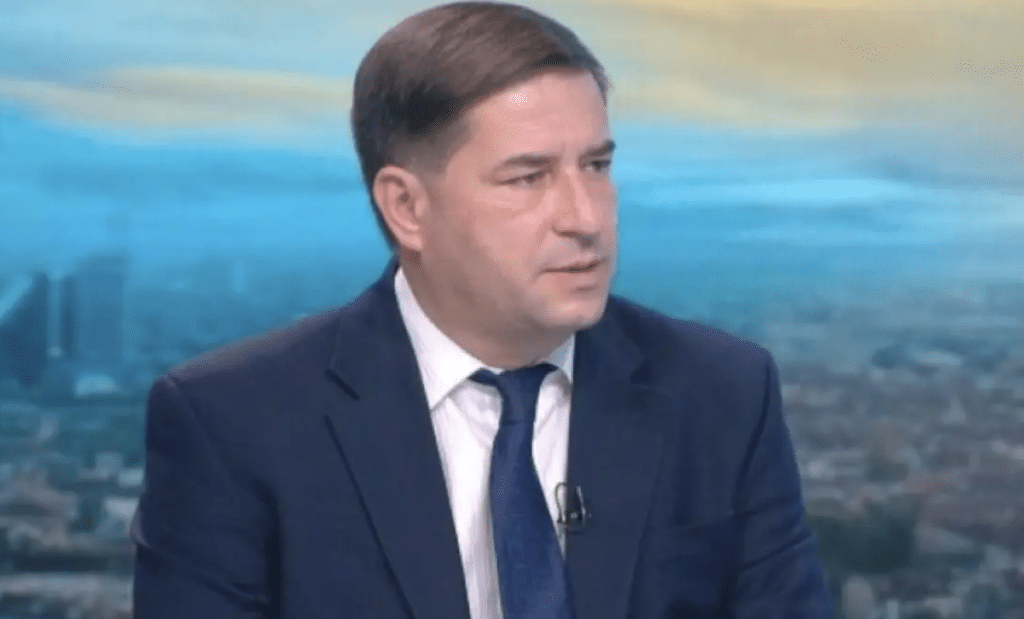 Борислав Цеков: Референдумът нарушава конституционните интереси на страната