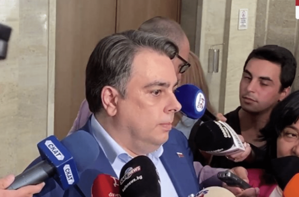 Асен Василев: Съмнявам се, че третият мандат е възможен
