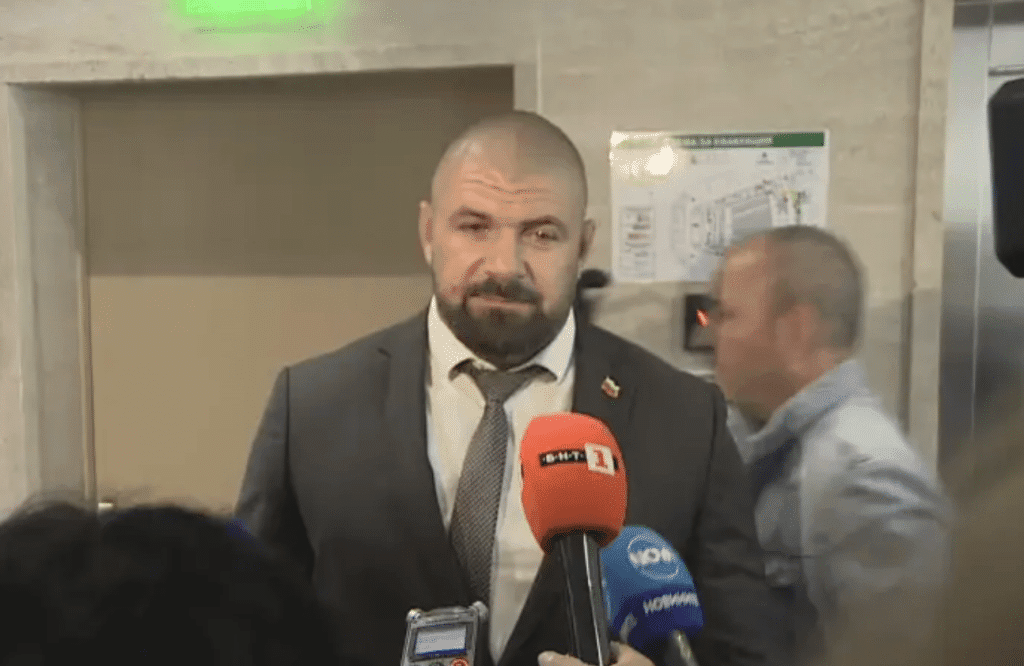 Хората на Николай Марков поискаха създаване на временна комисия, която да разследва Ивелин Михайлов и „Исторически парк“