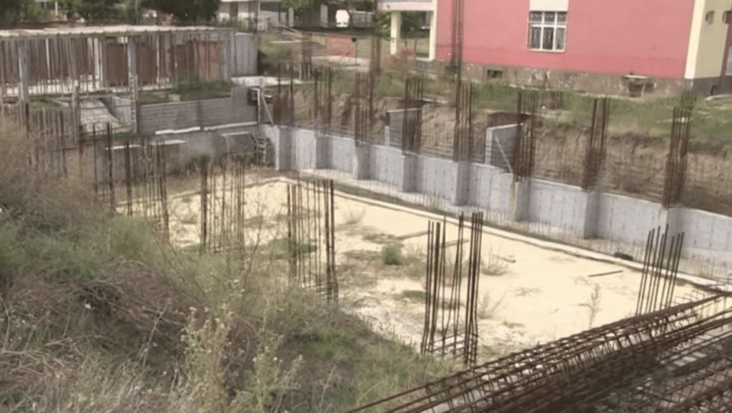 Нов опит за изграждане на спортната зала с басейн в СУ „Васил Левски“ в Русе
