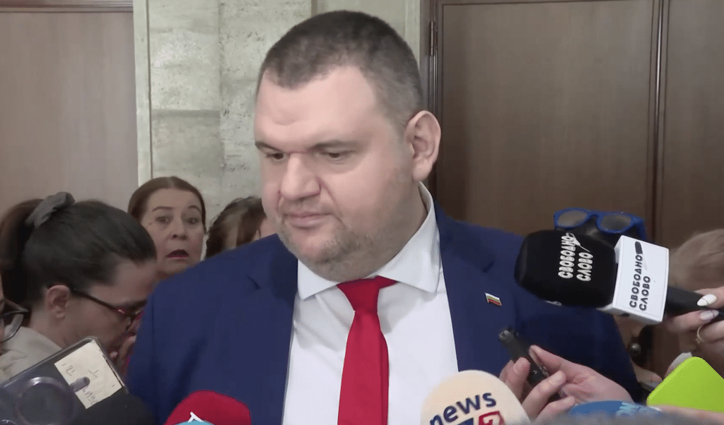 Делян Пеевски: Подкрепям Борисов, ДАИ трябва да бъде закрита