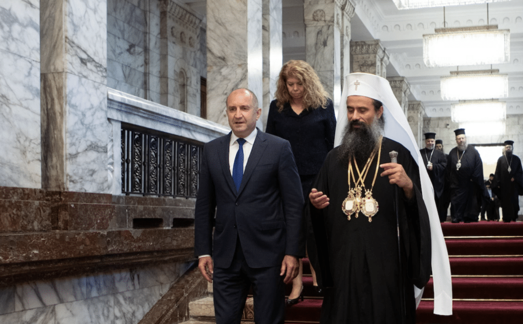 Радев посрещна патриарх Даниил