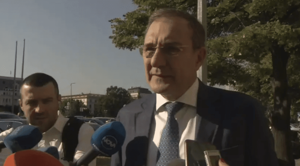Борислав Гуцанов за втория мандат: Да видим какви покани ще има за разговор