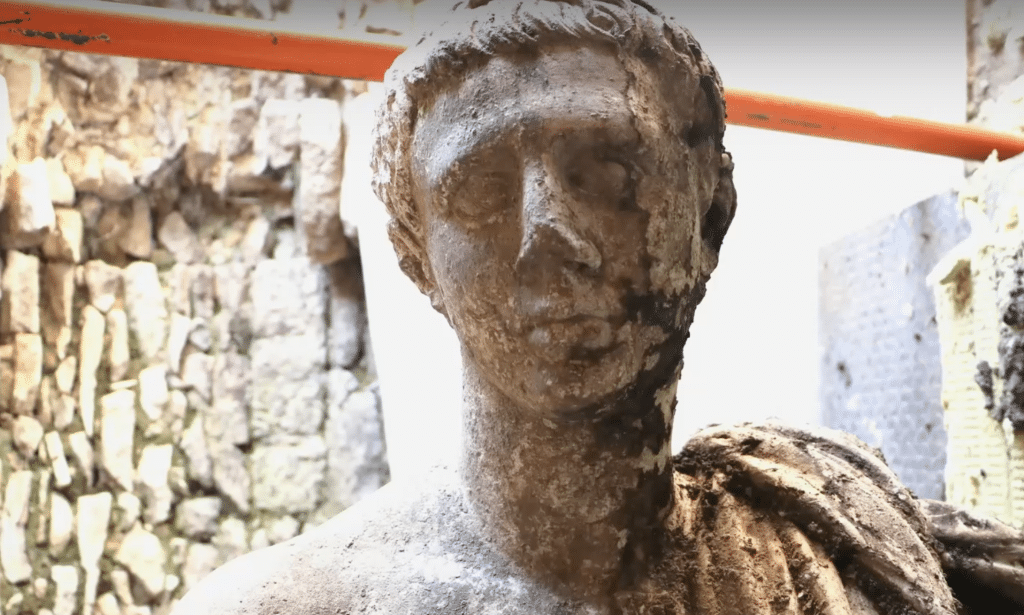 Уникалната статуя от Хераклея Синтика вече е в Историческия музей в Петрич