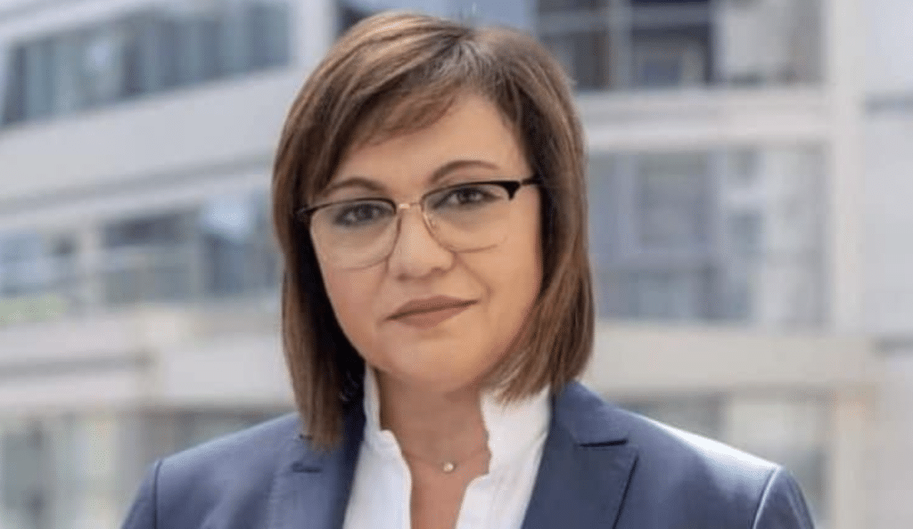 Нинова: Президентът Радев е част от статуквото, а се прави на алтернатива
