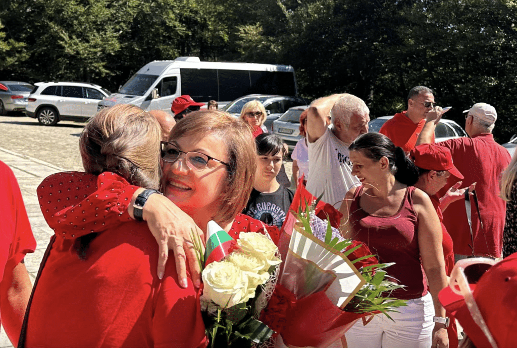 Корнелия Нинова на Бузлуджа: Не давайте БСП в лапите на задкулисието и олигарсите