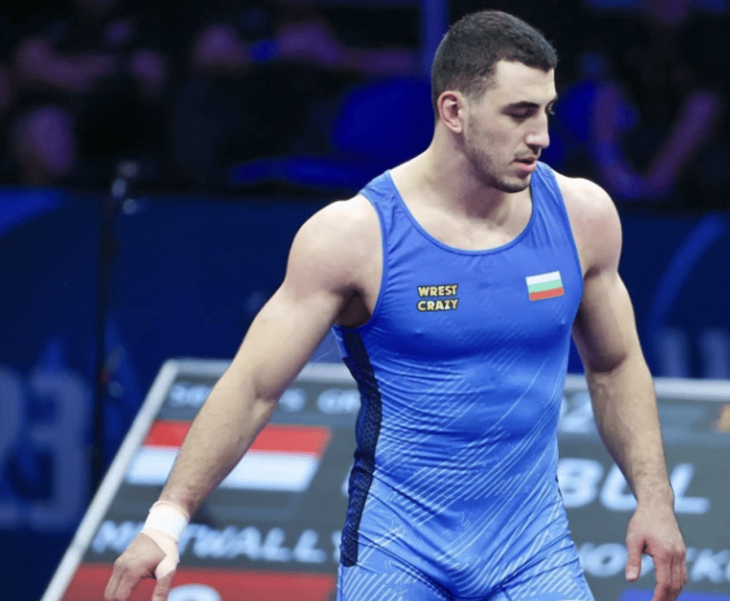 Семен Новиков се класира на 1/4 финал на Олимпиадата