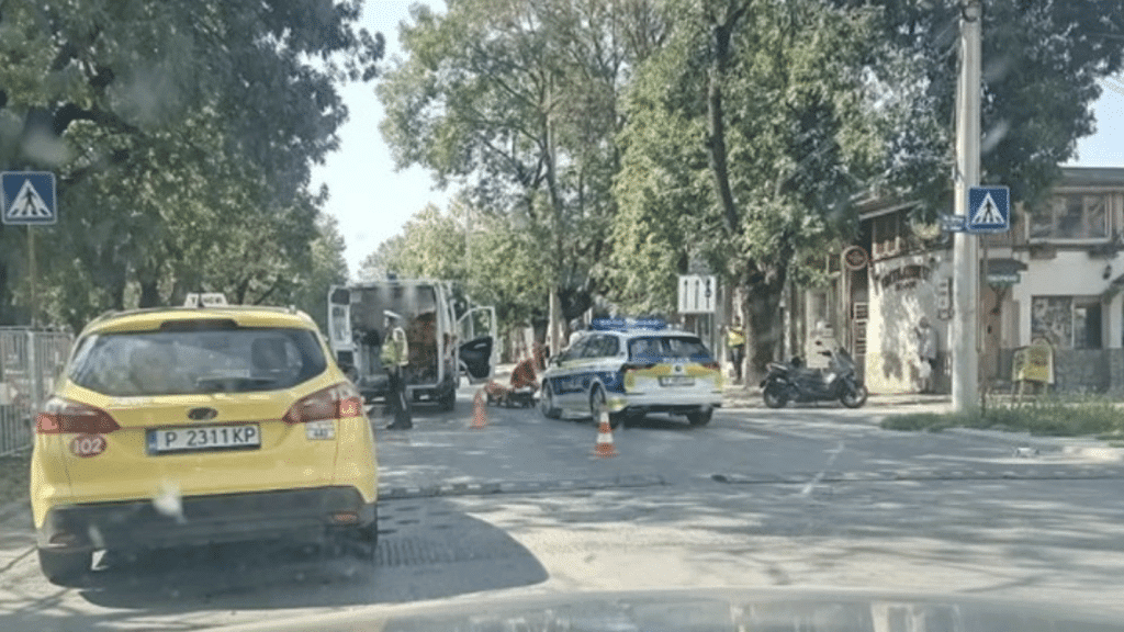 Пешеходец е с опасност за живота след катастрофа тази сутрин
