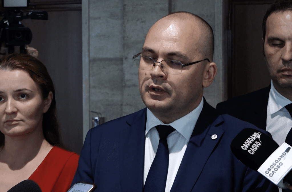 От „Възраждане“ настояват да се състои заседанието на Временната комисия за дейността на Мартин Божанов-Нотариуса