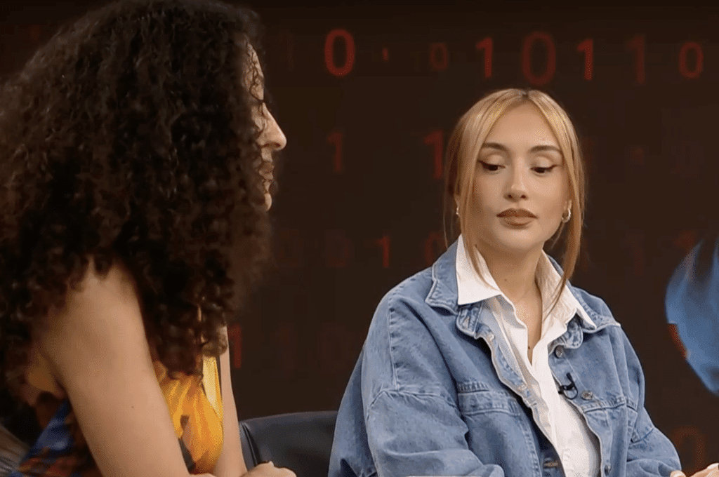 Кой и защо заплашва със смърт певицата Дара Екимова?