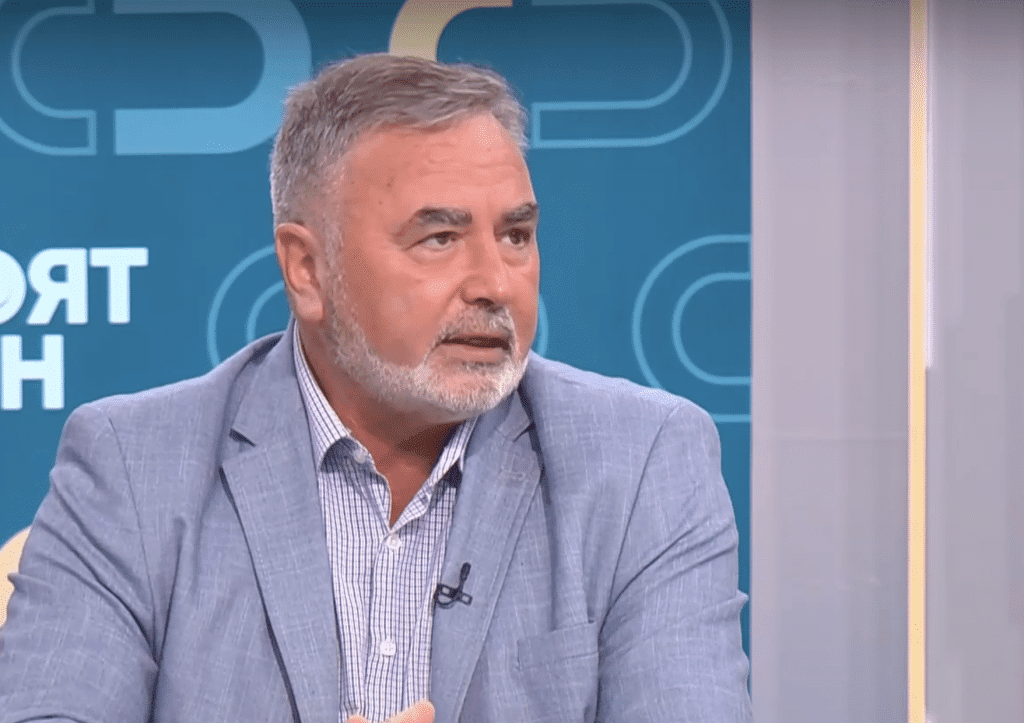 Доц. Кунчев: COVID вариантът ХЕС е много лек