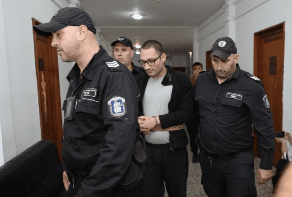 Доживотен затвор за мъж, убил майка си по жесток начин