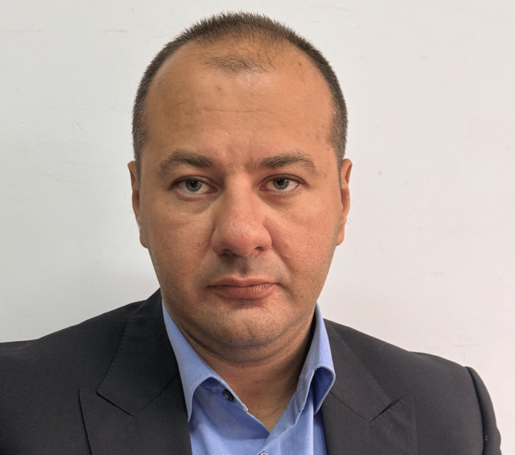 Новият пълномощник на кмета в кварталите „Възраждане“ и „Цветница“ е Калин Иванов