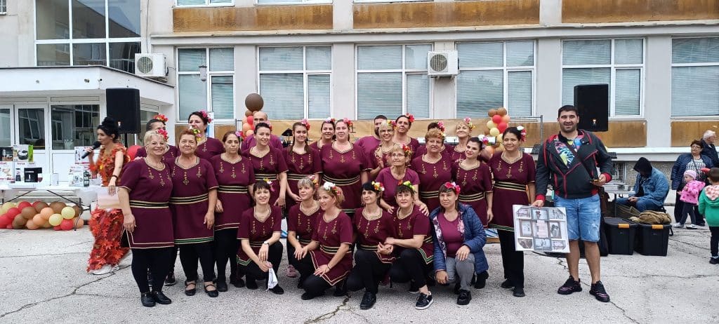 Жителите на кв. „Възраждане“ се забавляваха и печелиха награди в Празника на квартала