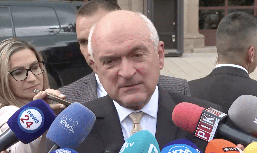 Главчев: Нито един от българските граждани в Иран не е пожелал да се евакуира
