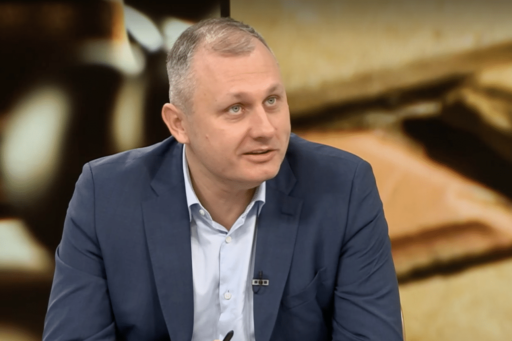 Мундров: Удостоверихме, че машините са годни за изборите