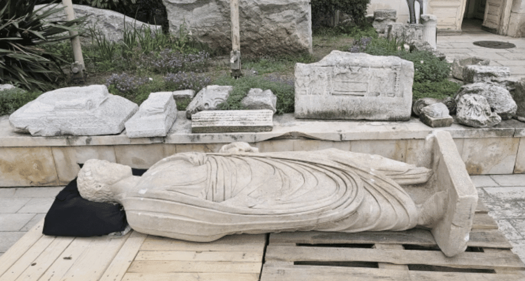 Гражданинът от Одесос не се побира в ателиетата на реставраторите във Варна