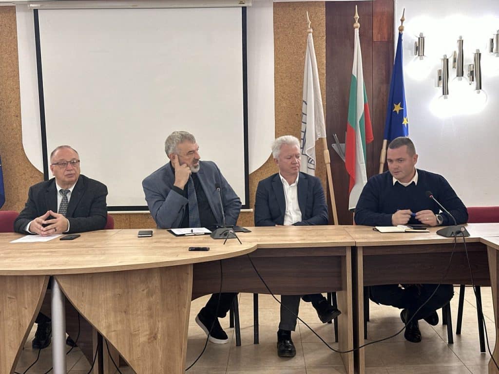 Кметът Пенчо Милков предложи мерки за облекчаване на тежкотоварния трафик около Русе