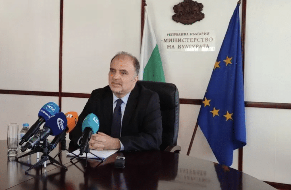 Найден Тодоров предлага законови промени като изход от проблемите в културата