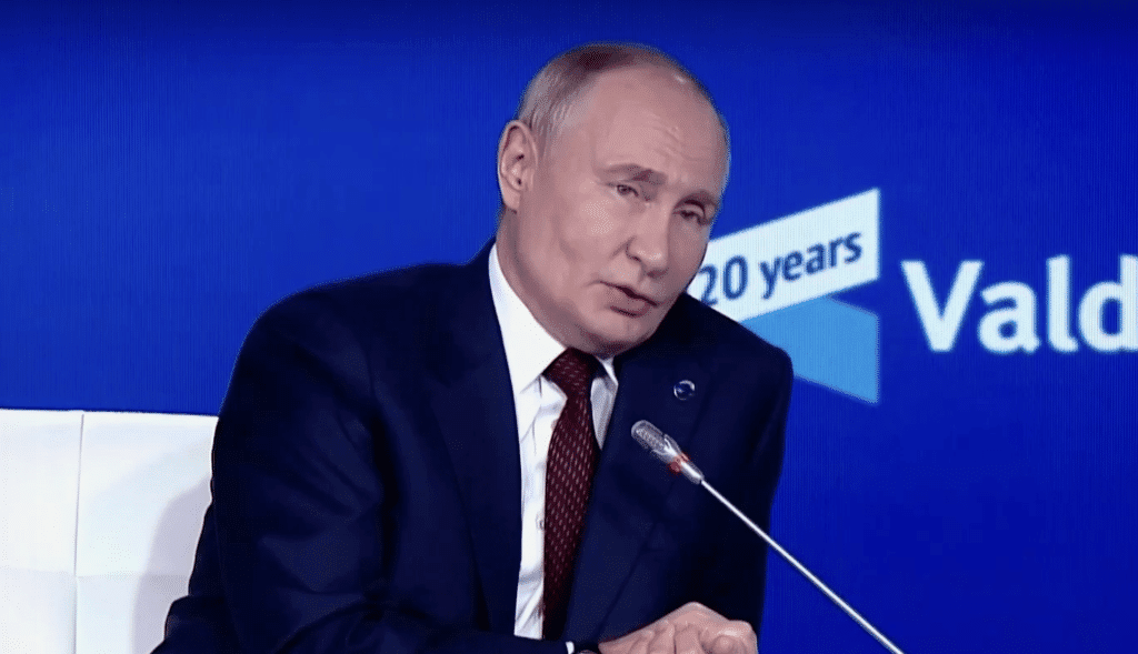 Путин поздрави Тръмп и изрази готовност да разговаря с него