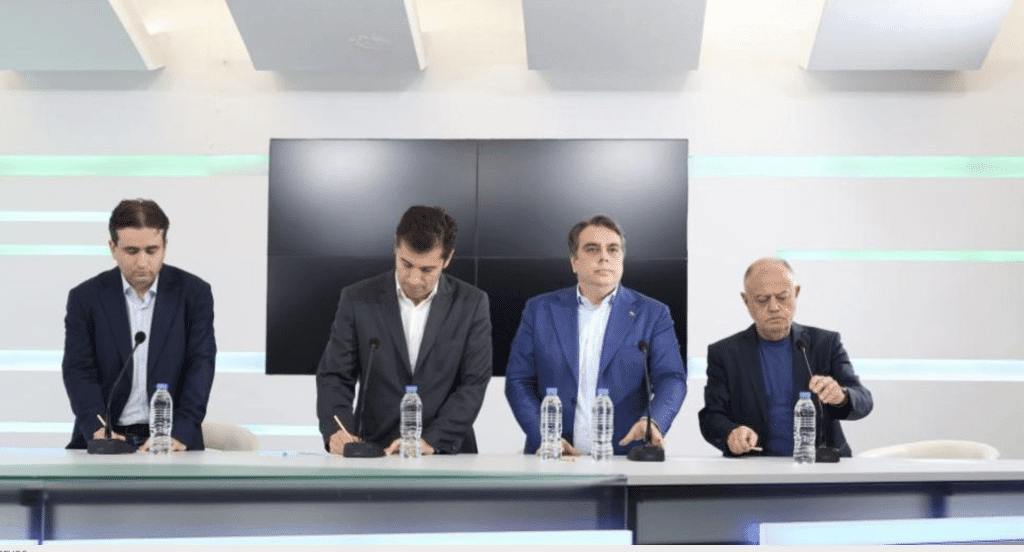 ПП-ДБ оттеглят кандидатурата си за председател на парламента, подкрепят кандидата на ИТН