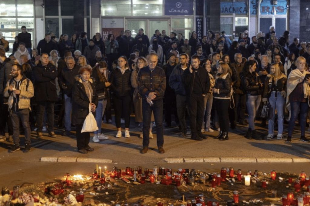 Още една жертва от трагедията в Нови Сад: Почина тежко пострадала жена