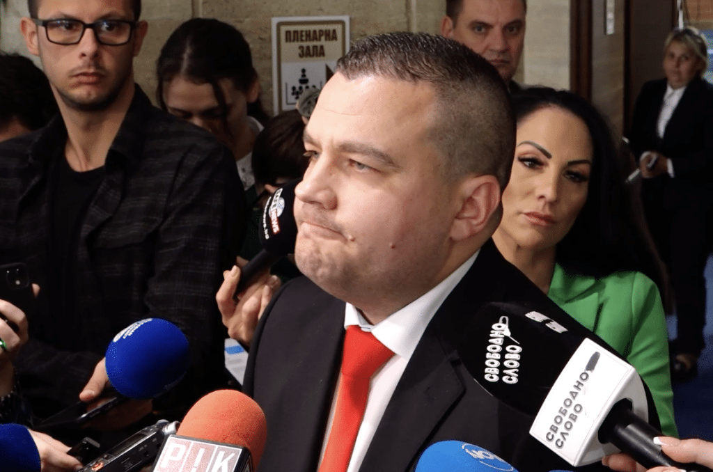 Балабанов: Ще разговаряме с БСП и „Демократична България“ за избора на председател на парламента