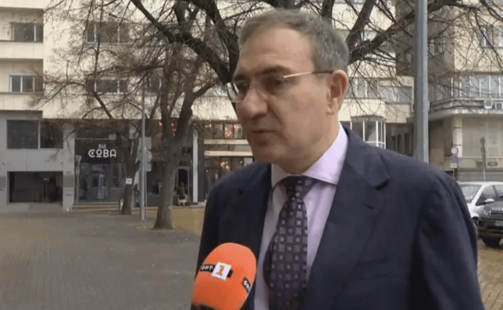 Борислав Гуцанов: Инатът продължава