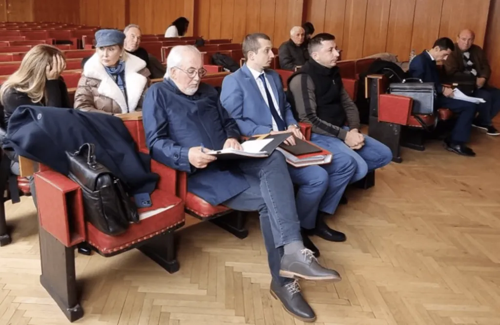 Изслушаха записи към 112 и вещи лица по делото за катастрофата с Лютви Местан