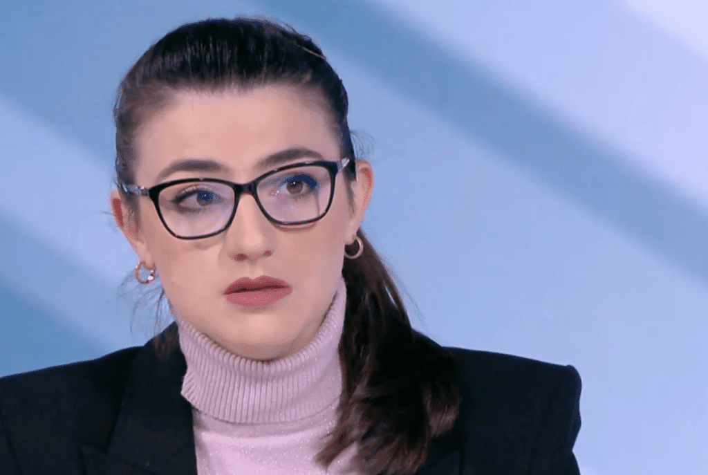 Лена Бориславова: Борисов премиер е оферта, която да саботира преговорите за кабинет