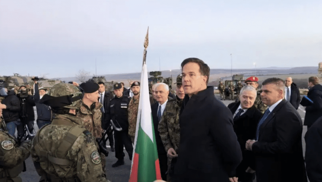 Марк Рюте към военнослужещите в „Ново село“: Впечатлен съм от професионализма ви