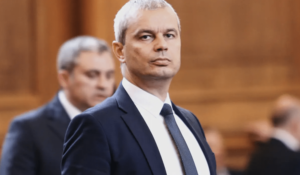 Костадинов влезе във фоайето на БНБ с искане за среща с управителя на централната банка