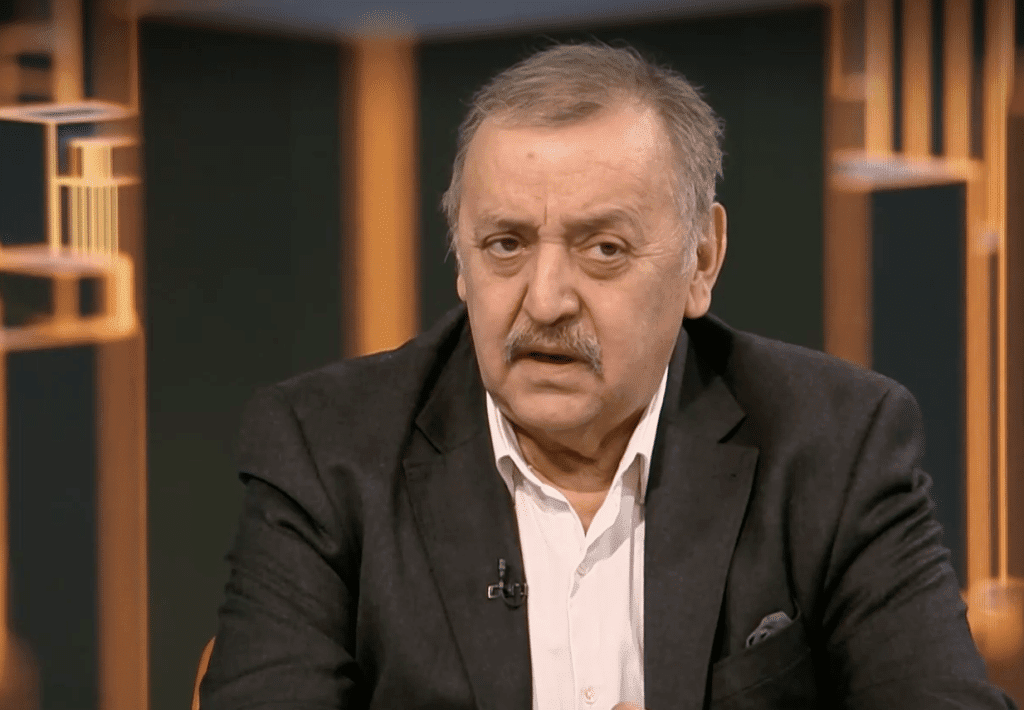Проф. Кантарджиев: Избягвайте кихащите и кашлящи „герои“