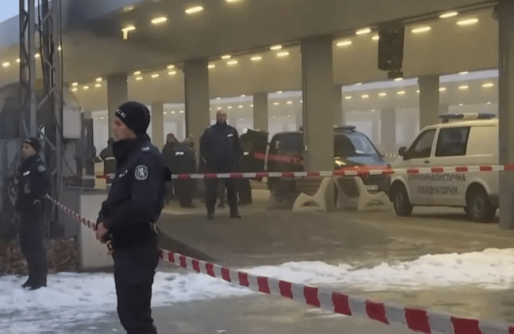 Четирима са загиналите при пожара в София
