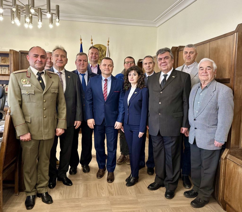 Кметът на Русе се срещна с представители на международния проект „Активно остаряване – тяло и ум“