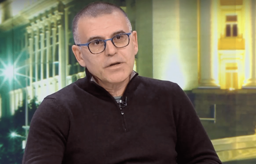 Симеон Дянков: Формулата за следващия кабинет е 9:4:4 с подкрепата на АПС на Доган