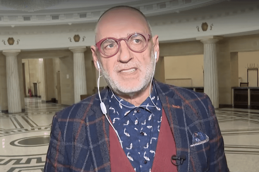 Любен Дилов: Най-етично е депутатите с поискани имунитети сами да си ги дадат