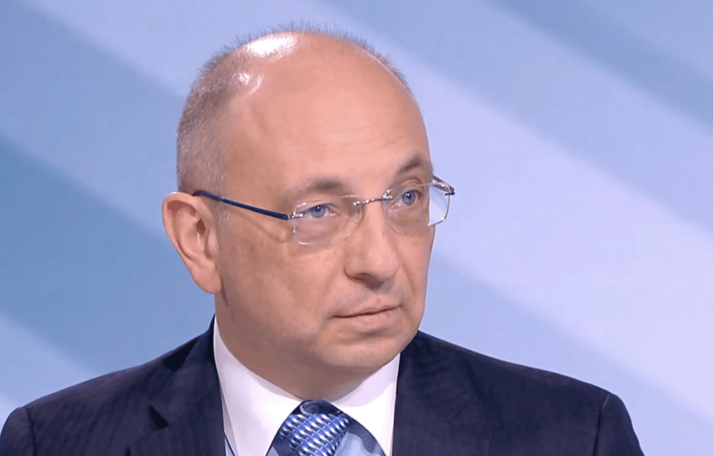 Николай Василев: По-големият дефицит е този в главите на политиците, не бюджетният