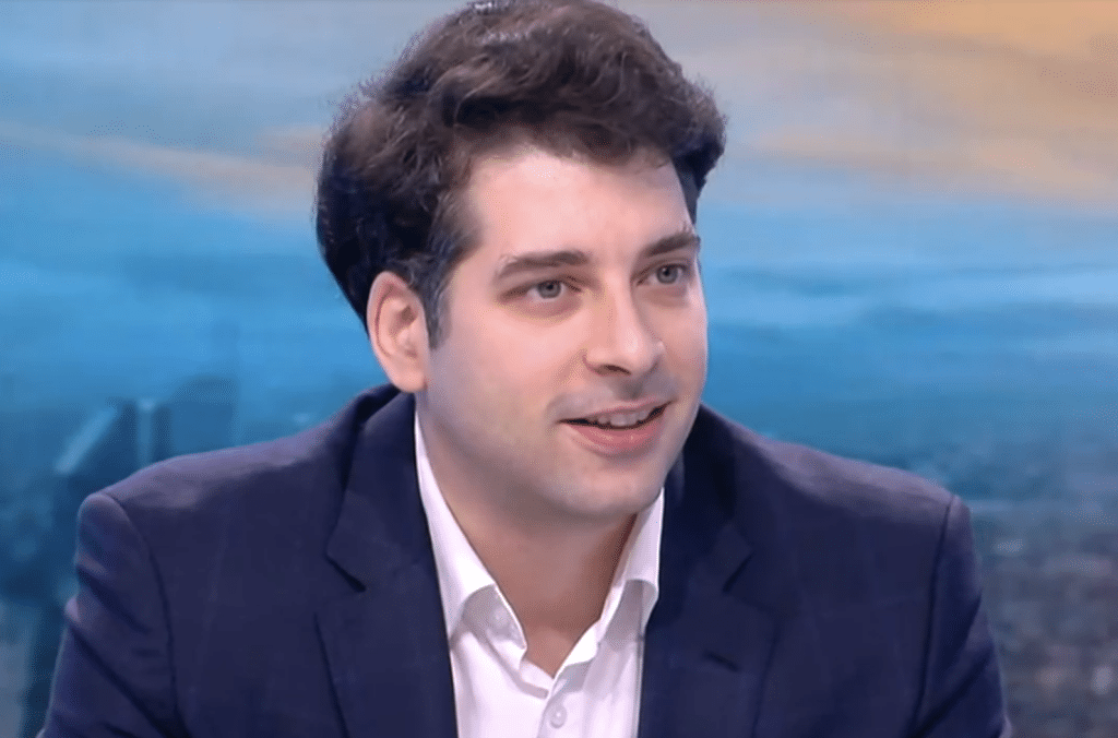 Атанас Пеканов: Шансовете ни за еврото са по-големи от тези за световното по футбол