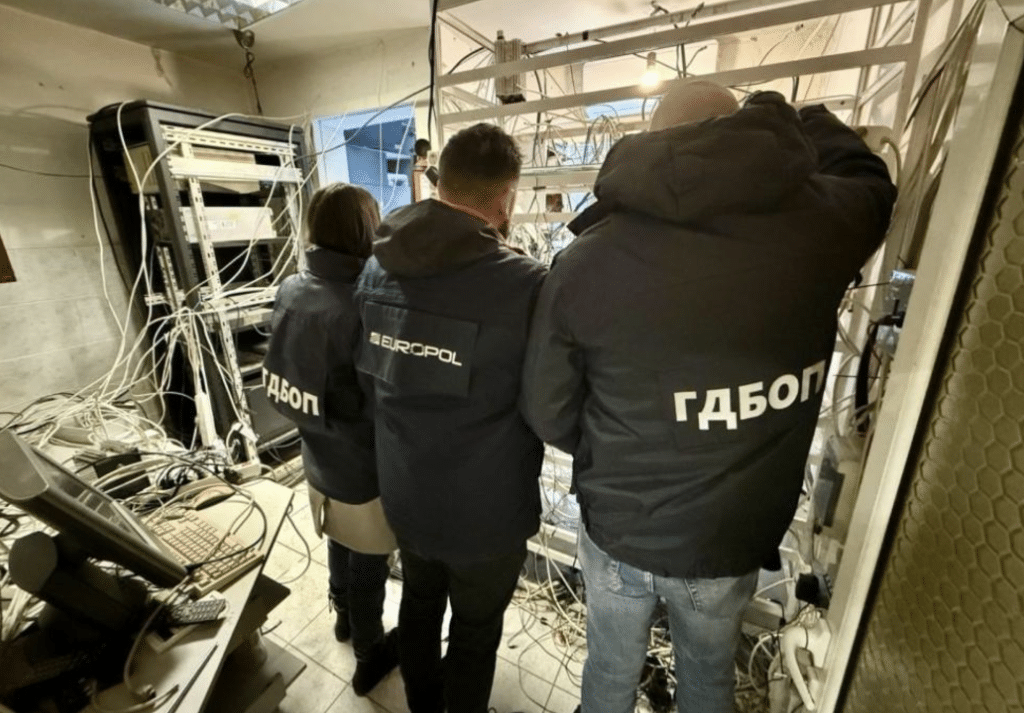 ГДБОП спряна дейността на кабелен оператор, разпространявал програми без права