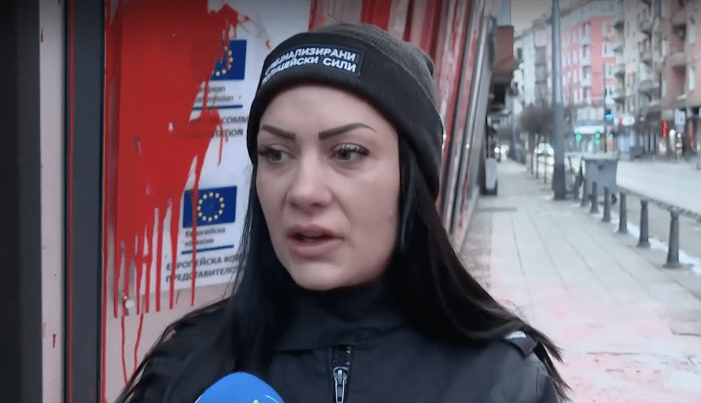 Полицайка, ранена на протеста в събота: Паднах и ме беше страх да не ме стъпче тълпата