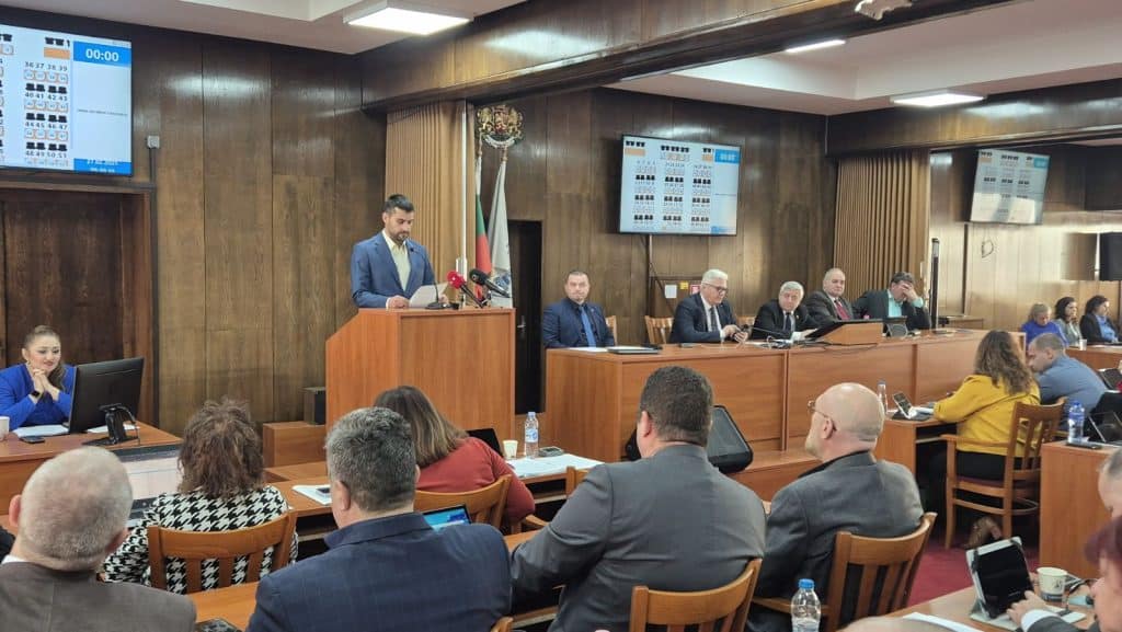 ПП-ДБ и СДС поискаха оставката на кмета на Русе