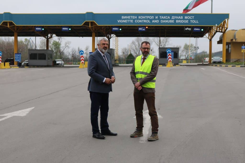 Без задръствания и струпвания на автомобили по пътищата в Русенско след затварянето на Дунав мост