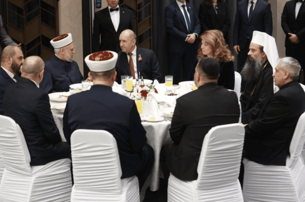 Рамазан събра на една трапеза президента, патриарха и главния мюфтия