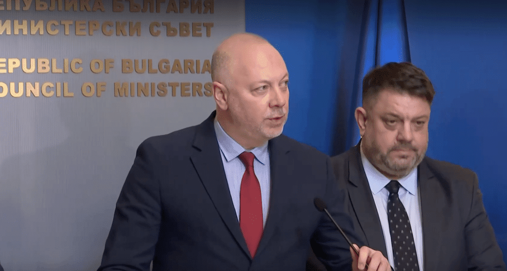 Желязков: Справедливият и траен мир може да се постигне чрез сигурност за Украйна и за ЕС
