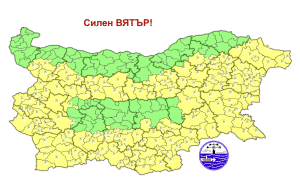 Днес ще е облачно и ветровито, но топло