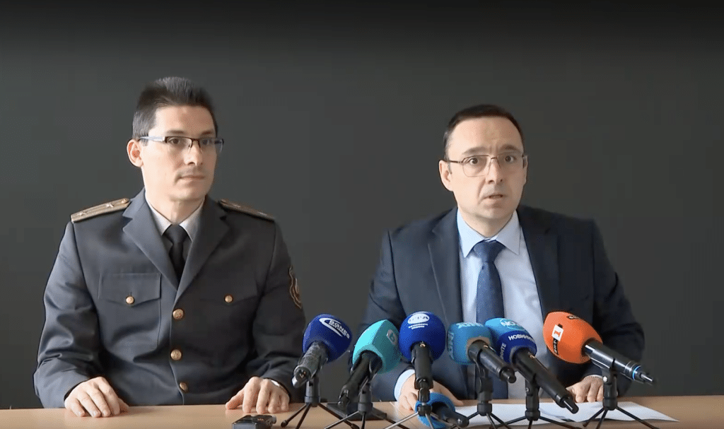 Джартов: Извършваме постоянен контрол на обществените обекти, предполагащи струпване на хора