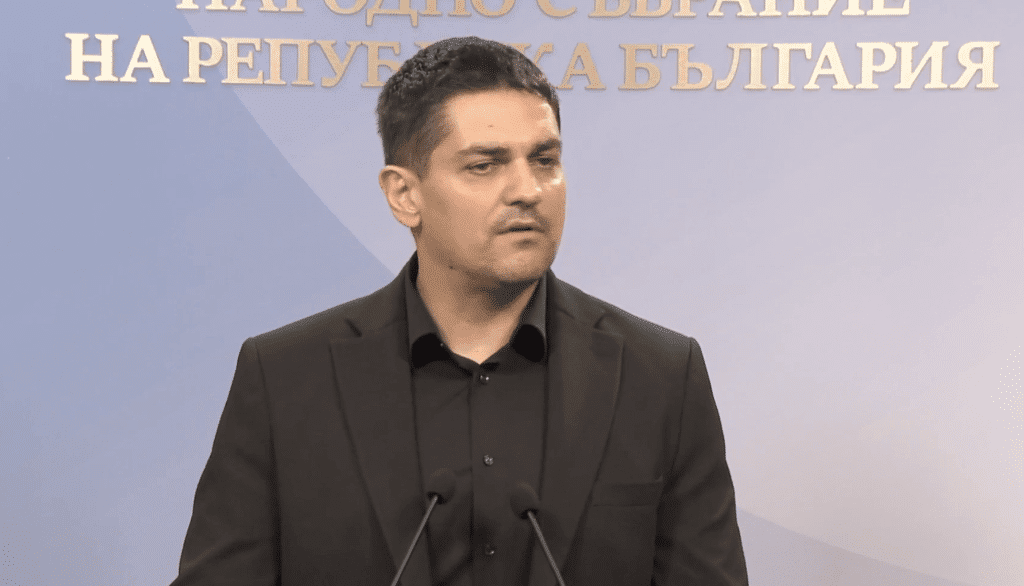 Радостин Василев: Ако в сряда ПГ на МЕЧ бъде възстановена, няма да пречим на пленарните заседания