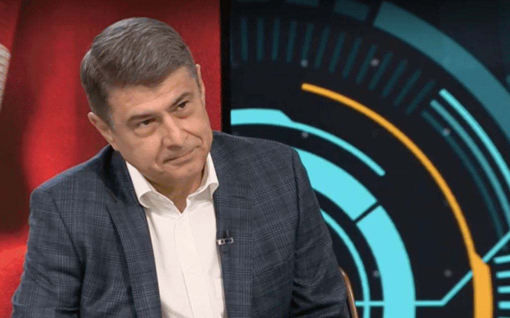 Димо Гяуров: В България извира от руски шпиони